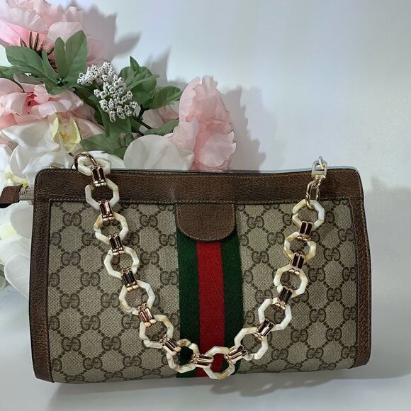 💎Authentic💎 GUCCI Sherry Line GG Logo Clutch Bag - Picture 1 of 14